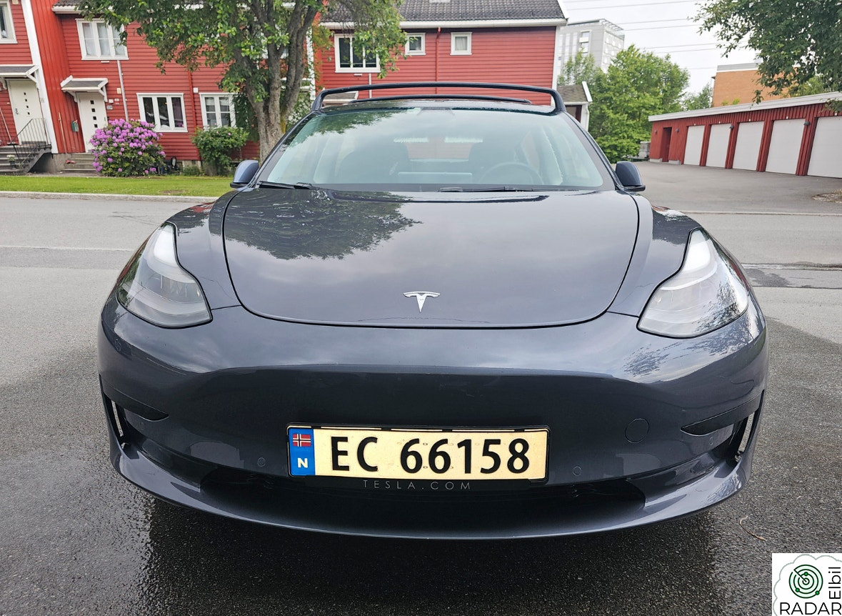 TESLA Model 3 Standard Range Plus RWD