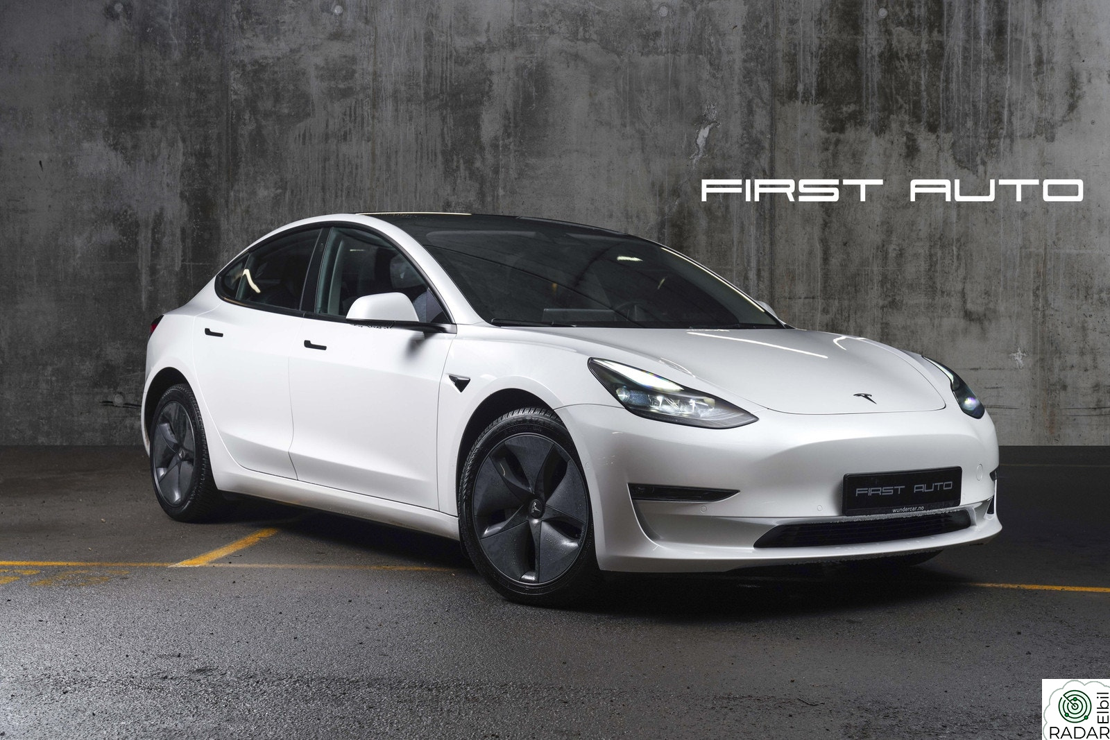 TESLA Model 3 SR AP NETFLIX KROK S + V INNBYTTE KR 3.300,-/MND