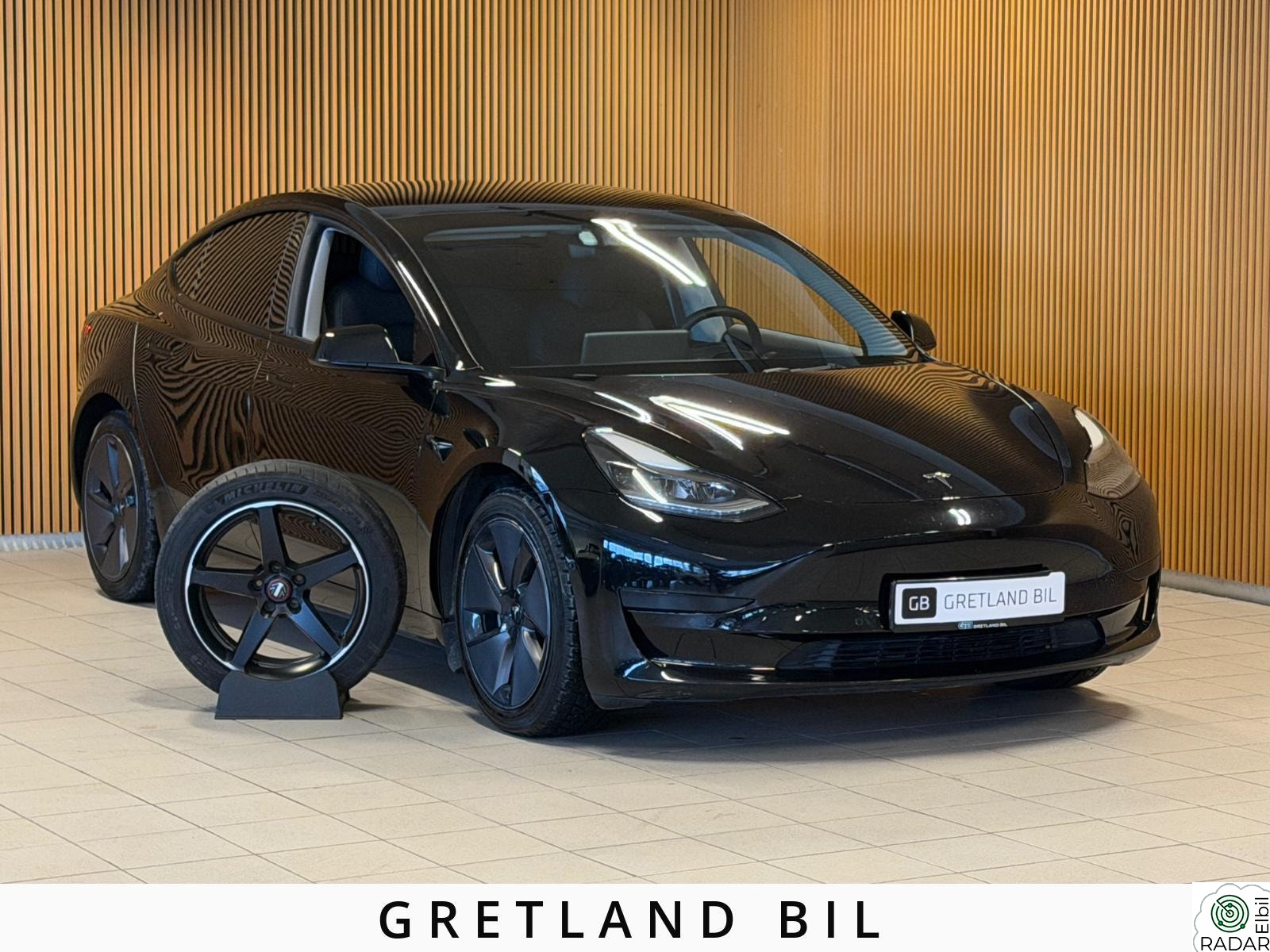TESLA Model 3 STADARD RANGE / 448WLTP / SKINN / NAVI / KAMERA / NORSK