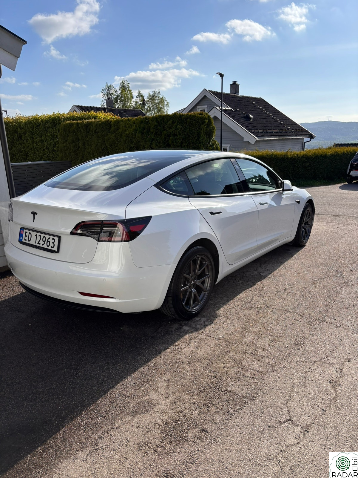 TESLA Model 3 Standard Range Plus RWD