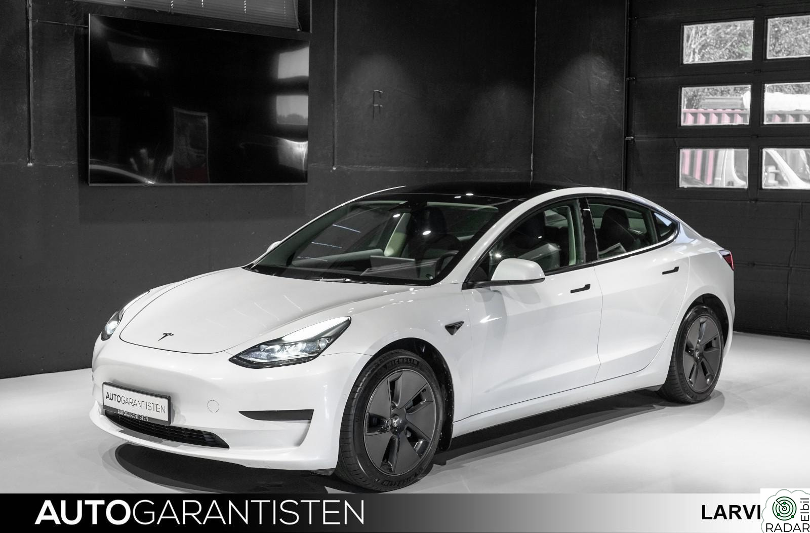 TESLA Model 3 Standard Plus 448KM Varmepumpe Autopilot Skinn Pano RWD