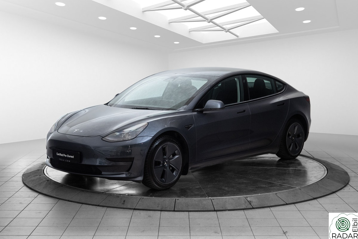TESLA Model 3 Standard Range Plus RWD