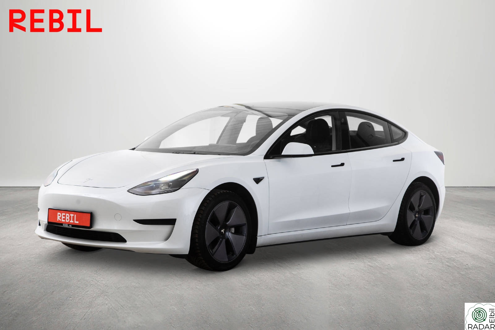 TESLA Model 3 448km(WLTP)/SR+/MCU2/AP/Navi/R.kamera/Pano/V.pumpe/DAB