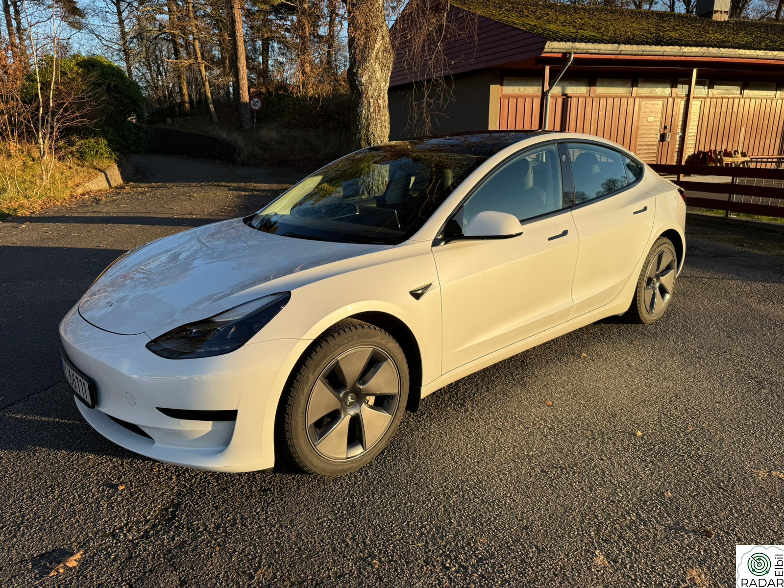 TESLA Model 3 Standard Range Plus RWD med vinterpakke (6 mnd garanti)