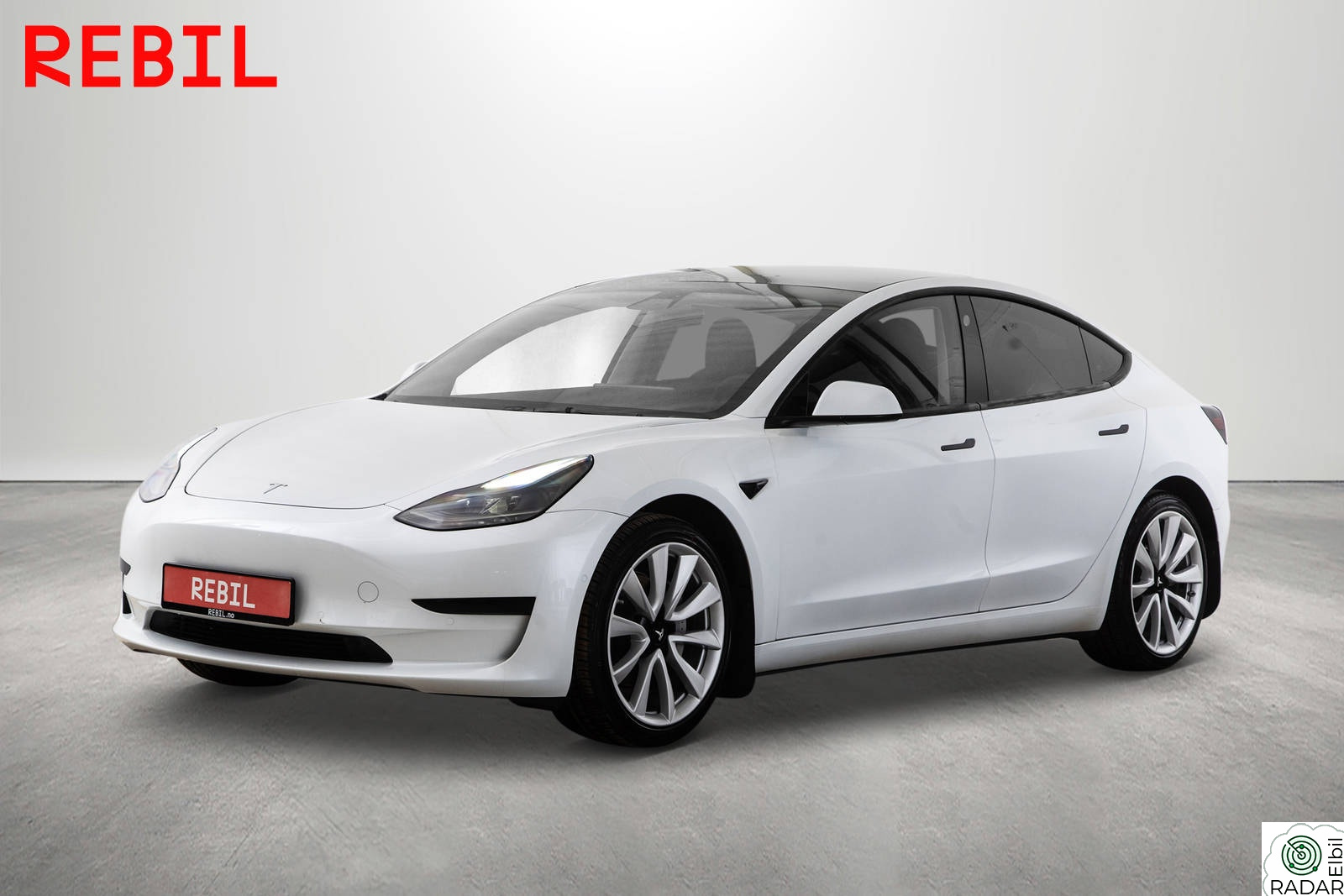 TESLA Model 3 448km(WLTP)/SR+/AP/Navi/R.kamera/Pano/Memory/Skinn