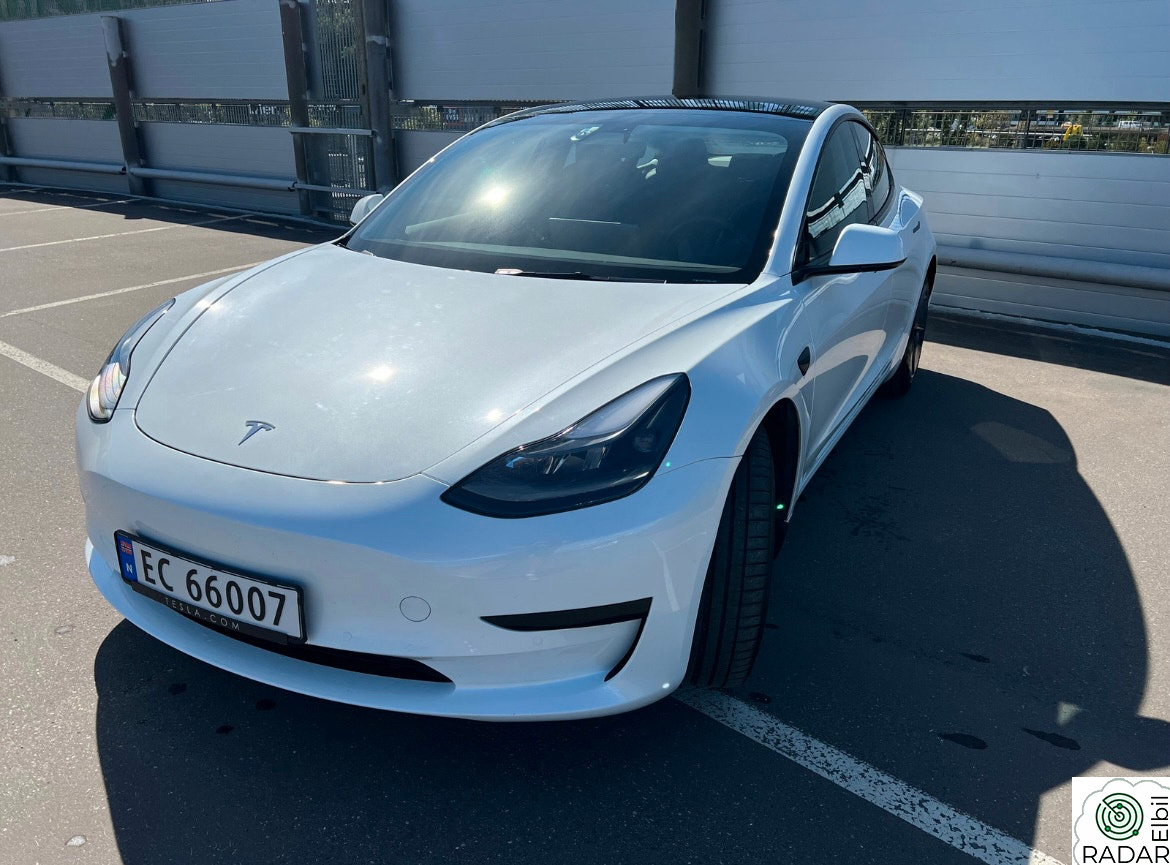 TESLA Model 3 Standard Range Plus RWD