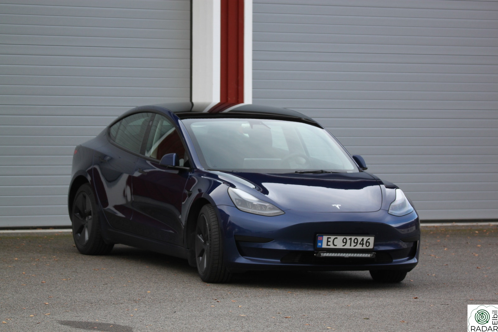 TESLA Model 3 Standard Range Plus RWD