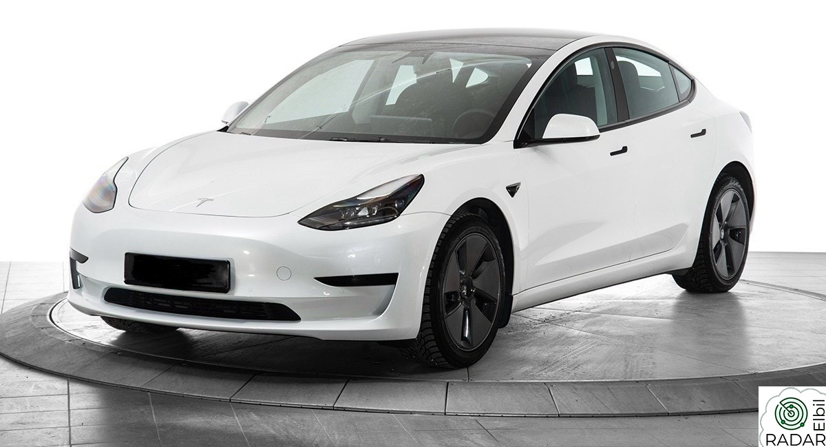 TESLA Model 3 Standard Range Plus RWD