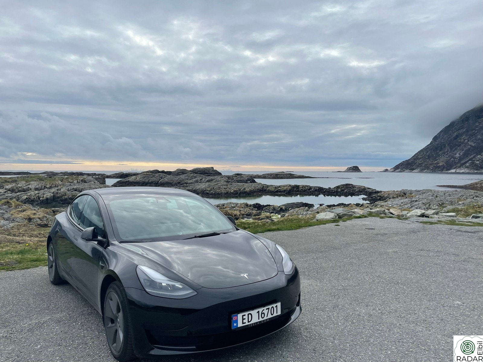 TESLA Model 3 Standard Range Plus RWD