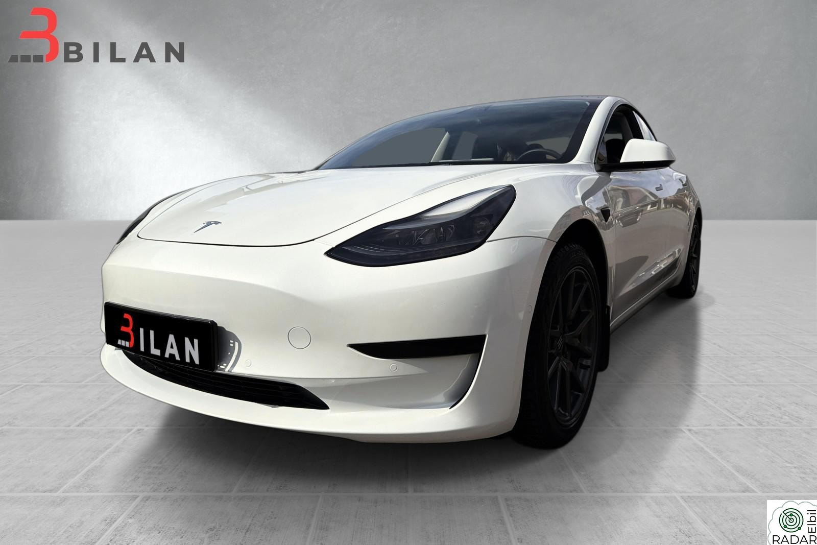 TESLA Model 3 448WLTP 325HK STANDARD PLUS AUTOPILOT/VPUMPE/NAVIGASJON
