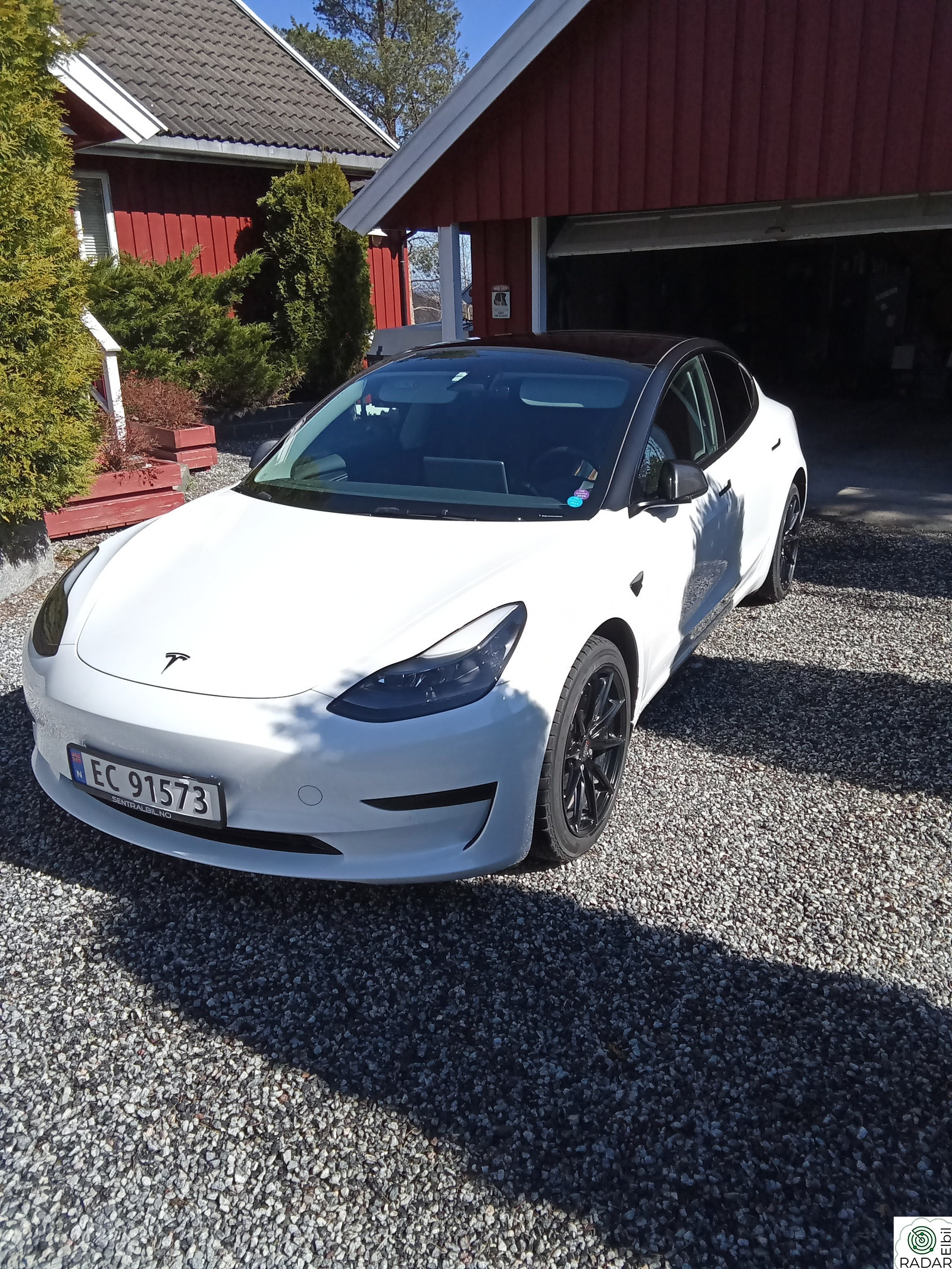 TESLA Model 3 Standard Range Plus RWD
