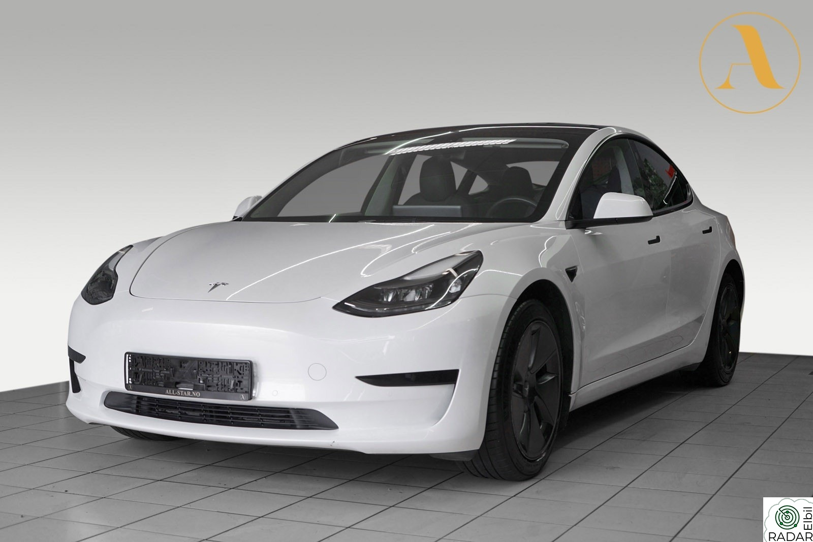 TESLA Model 3 SR+ RWD 448KM/ENHANCEDAUTOPILOT/PANORAMA/SKINN/NORSK