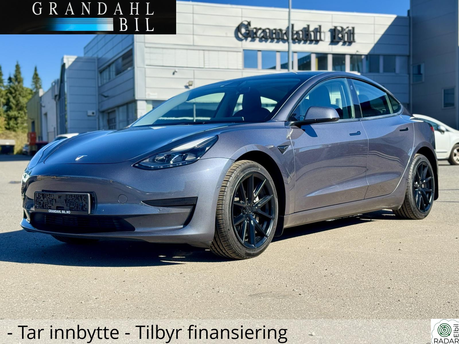 TESLA Model 3 SR + I Varme i ratt I Varmepumpe I Skinn I Nye dekk