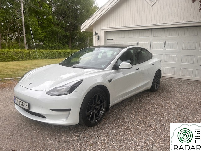 TESLA Model 3 Standard Range Plus RWD