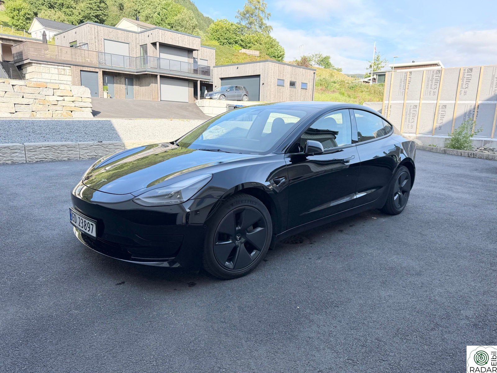 TESLA Model 3 Standard Range Plus RWD