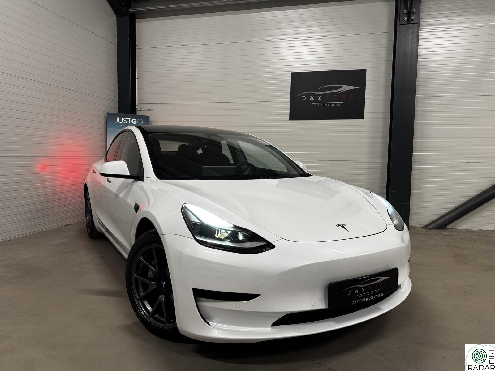 TESLA Model 3 SR+ WLTP 448km/ Autopilot/ Varmepumpe/ R.Kamera