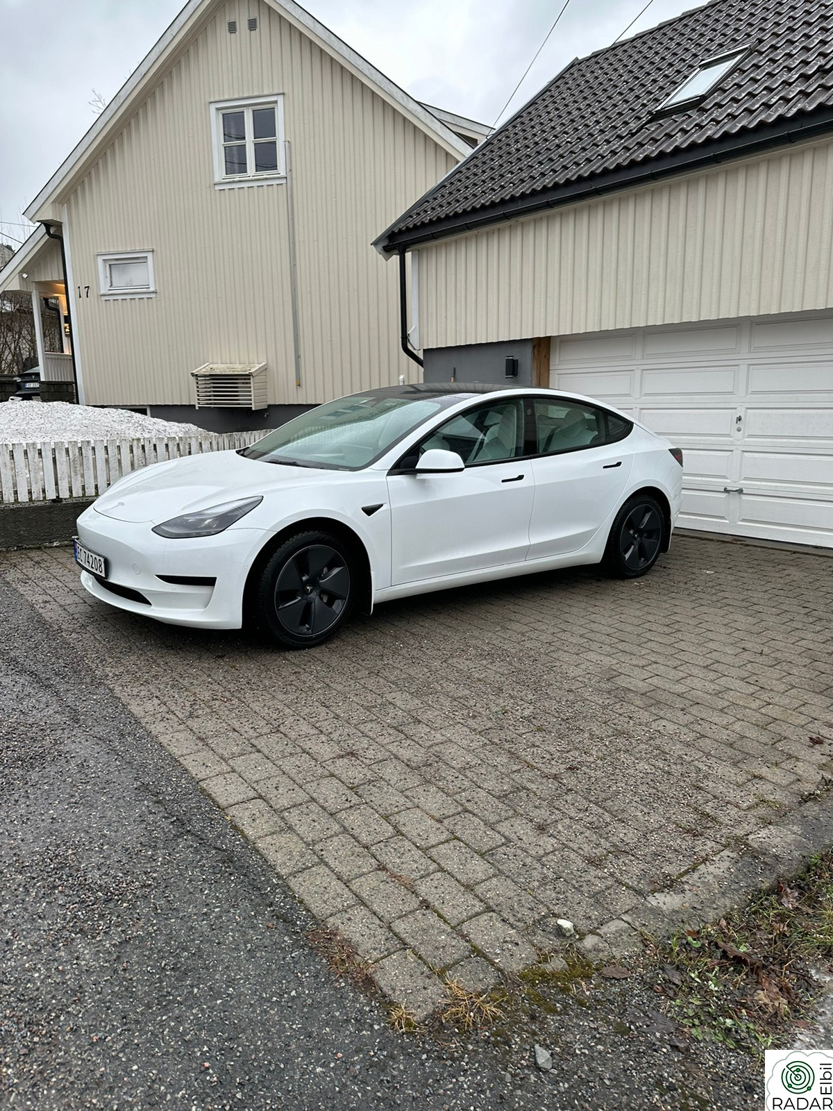TESLA Model 3 MODEL 3 239KW