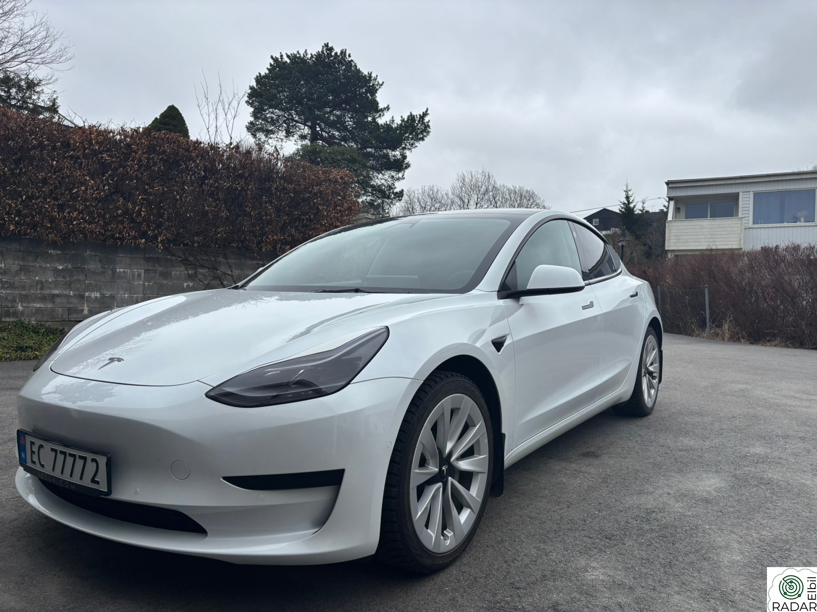 TESLA Model 3 Standard Range Plus RWD