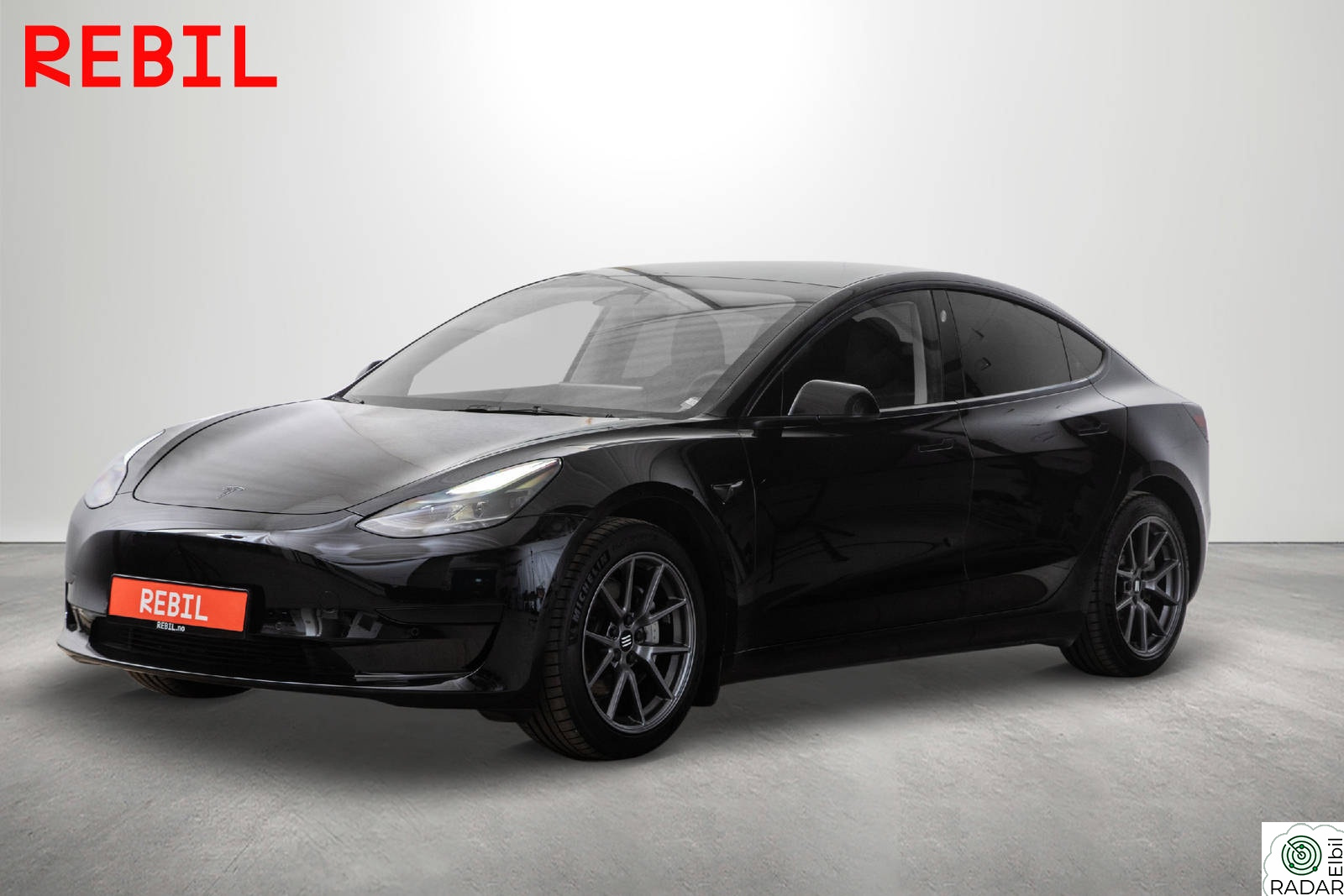 TESLA Model 3 448km/SR+/Krok/MCU2/AP/Navi/R.kam/Pano/Memory/V.pumpe
