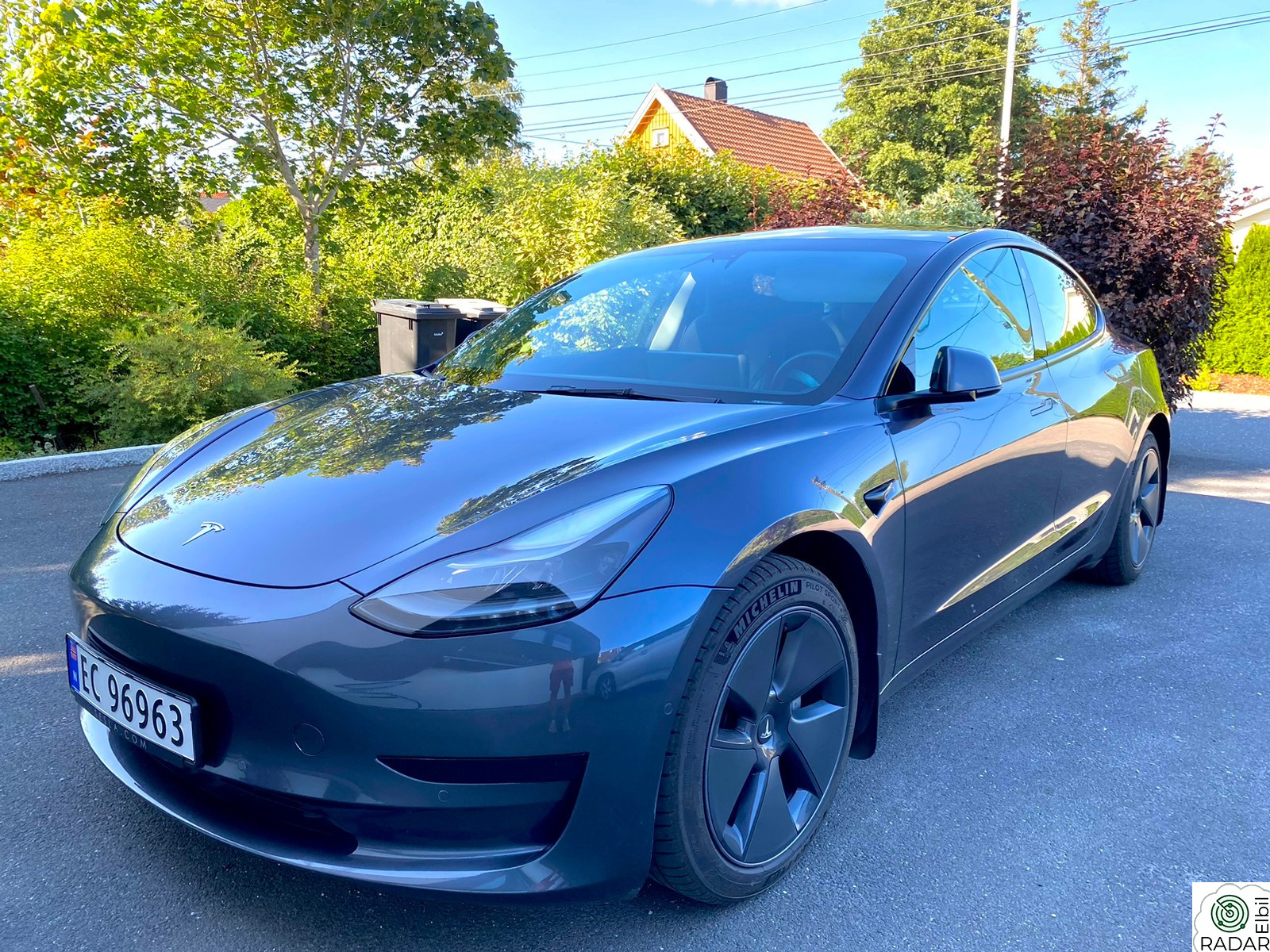 TESLA Model 3 Standard Range Plus RWD