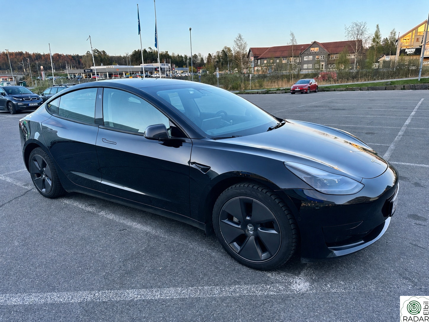 TESLA Model 3 Standard Range Plus RWD