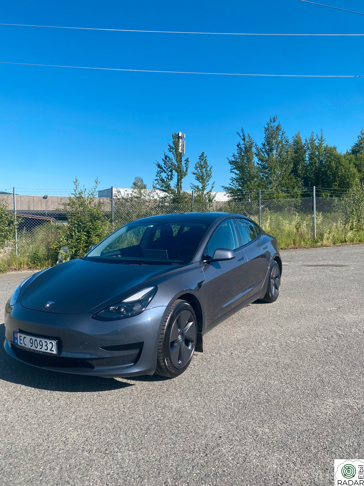 TESLA Model 3