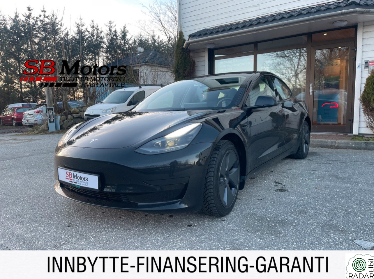 TESLA Model 3 Standard Range Plus RWD, WLTP 448 km, autopilot+++