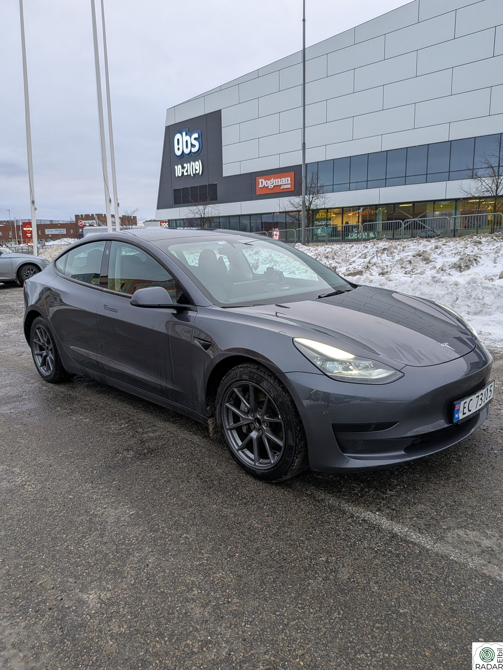TESLA Model 3 Standard Range Plus RWD