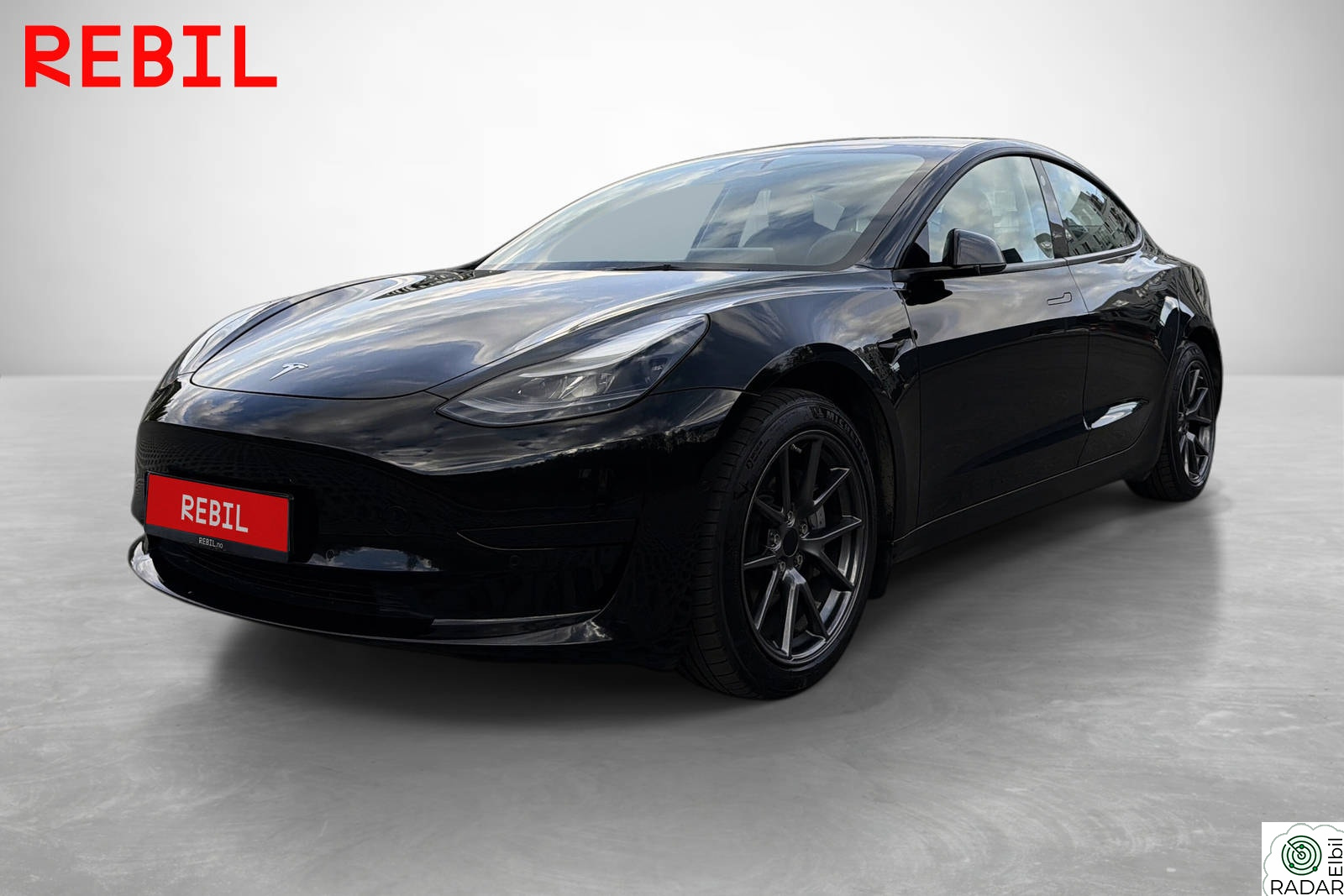 TESLA Model 3 Standard Range+/EAP/V.Pumpe/Navi/R.kam/Skinn/DAB/LED