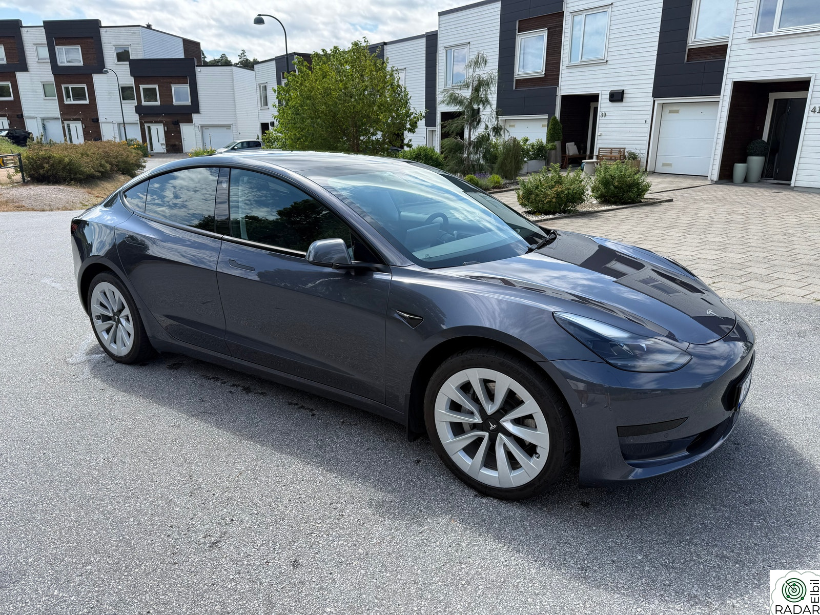 TESLA Model 3 Standard Range Plus RWD