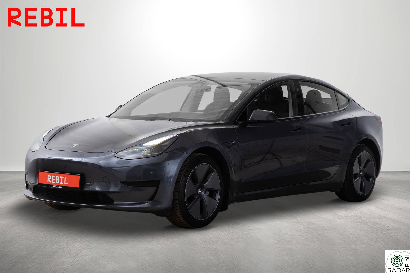 TESLA Model 3 491km(WLTP)/SR+/MCU3/AP/Navi/R.kam/Pano/Memory/V.pumpe