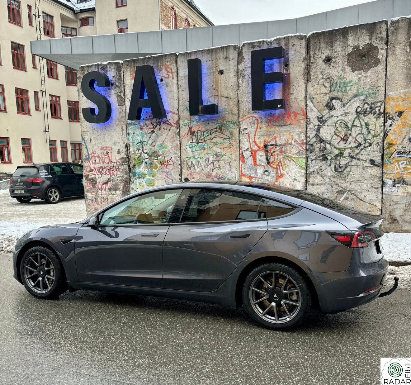 TESLA Model 3 RWD