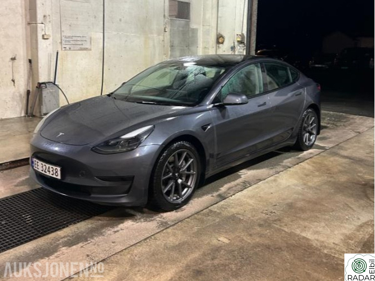 TESLA Model 3 RWD nybilgaranti adaptiv cruisekontroll ryggekamera nav