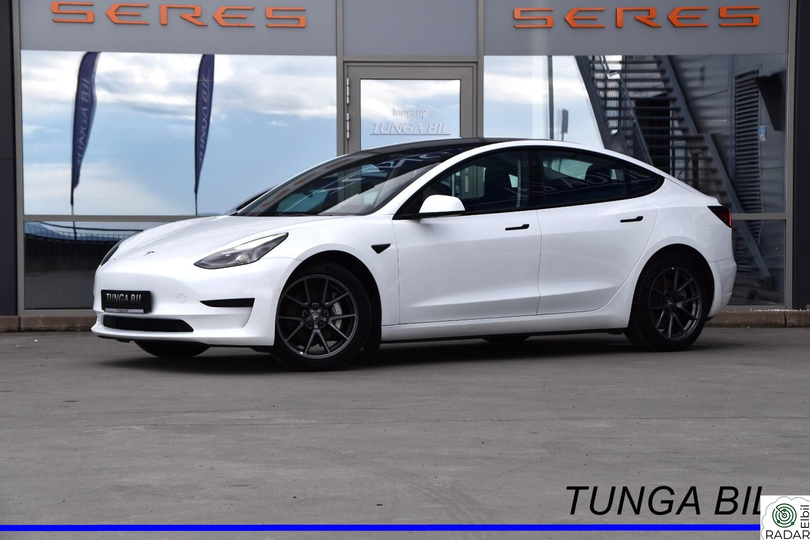 TESLA Model 3 Standard Range Plus, 491km(WLTP) | kr. 2.590,- mnd!