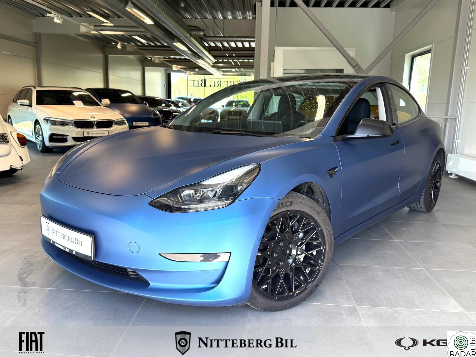 TESLA Model 3 SR/AUTOPILOT/VARMEPUMPE/NAVI/SKINN/PANORAMA