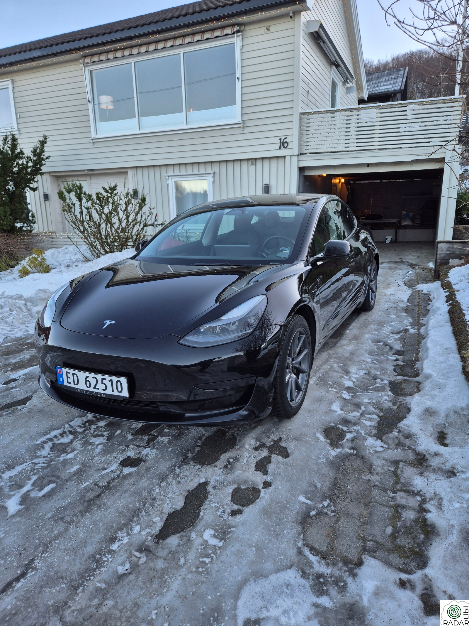 TESLA Model 3 Nybilgaranti/ Nylig EU godkjent/SR+/491 km/Autopilot