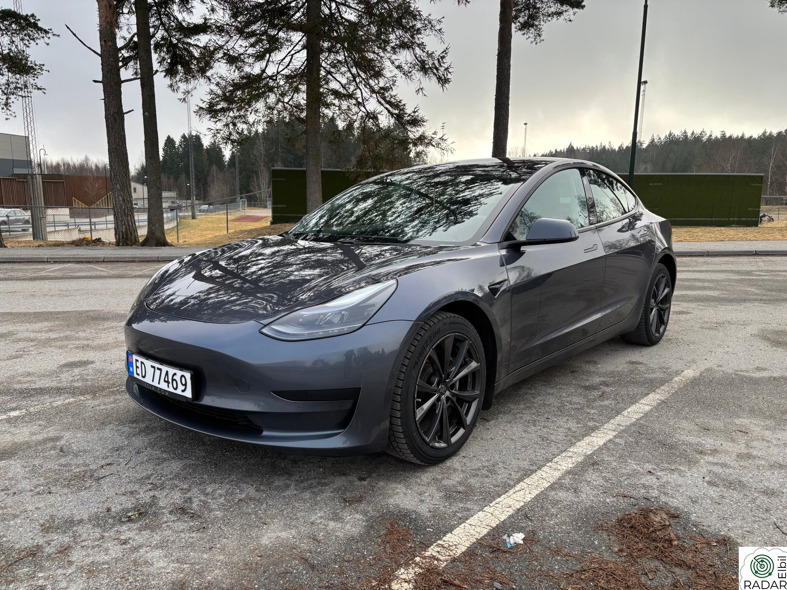 TESLA Model 3 FSD - PREMIUM SKINN OG LYD - VARMEPUMPE - VELHOLDT