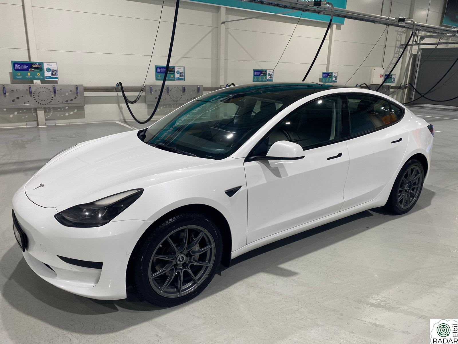 TESLA Model 3 Strøken!RWD 283hk.Varmepumpe.El.bakl.Rattv.8 nye dekk