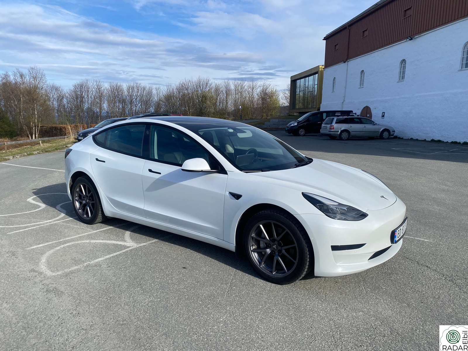TESLA Model 3 RWD 283hk