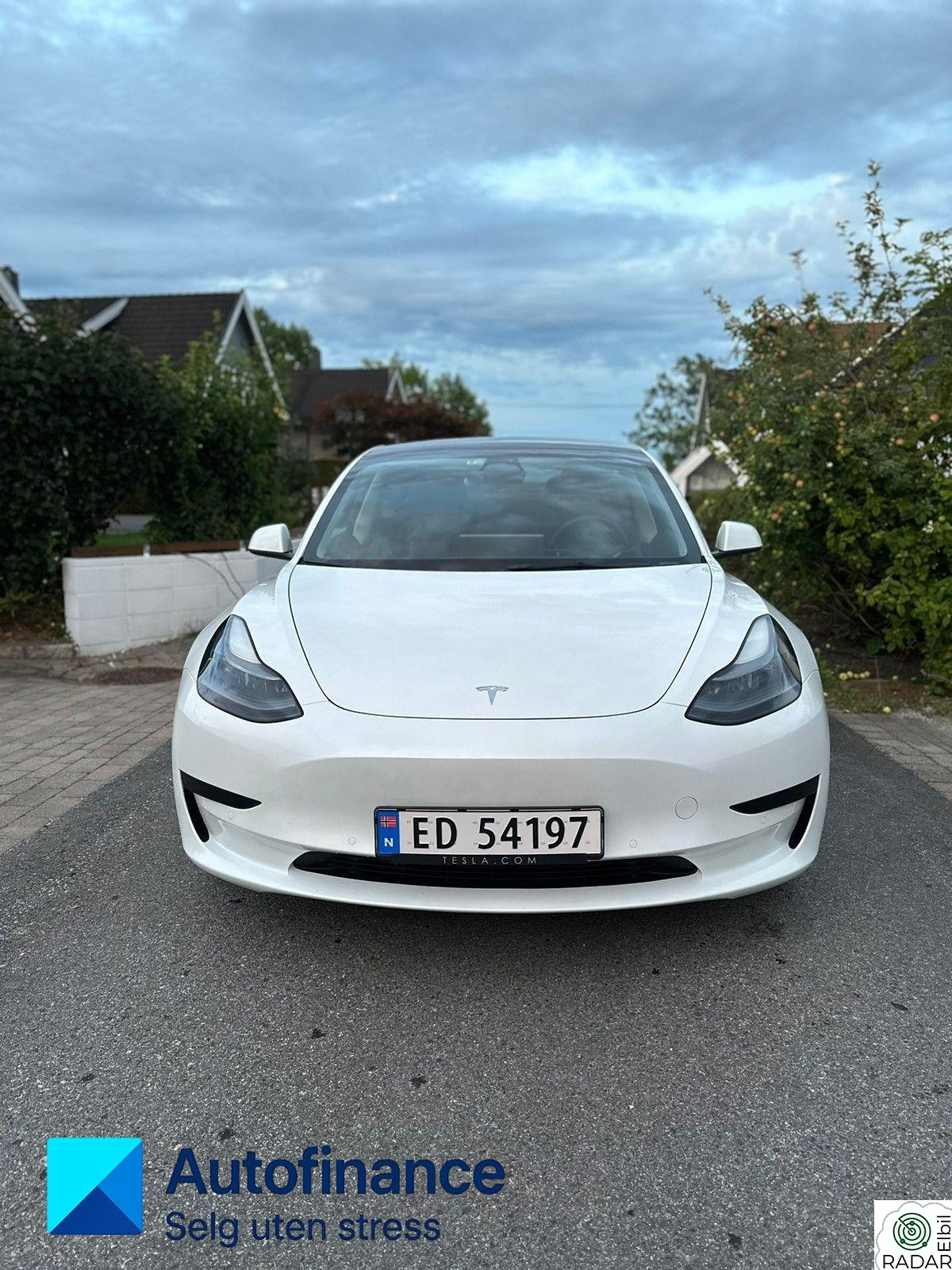 TESLA Model 3 // Standard Range Plus // RWD