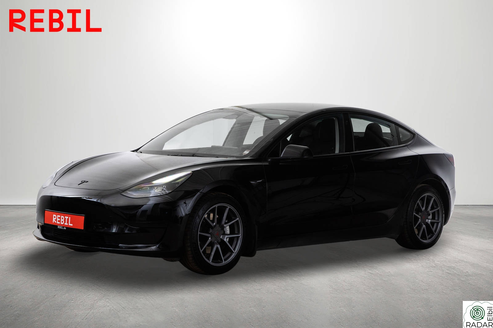 TESLA Model 3 491km(WLTP)/SR+/MCU3/AP/Navi/R.kam/Pano/Memory/V.pumpe
