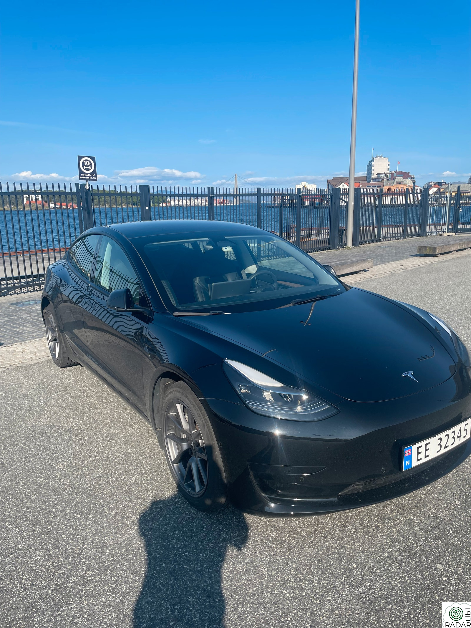 TESLA Model 3 3