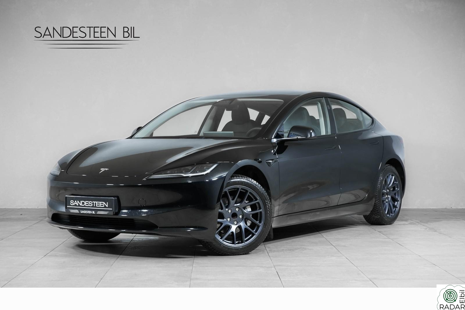 TESLA Model 3 SKINN/HENGERFESTE/KEYLESS/360KAMERA/AUTOPILOT