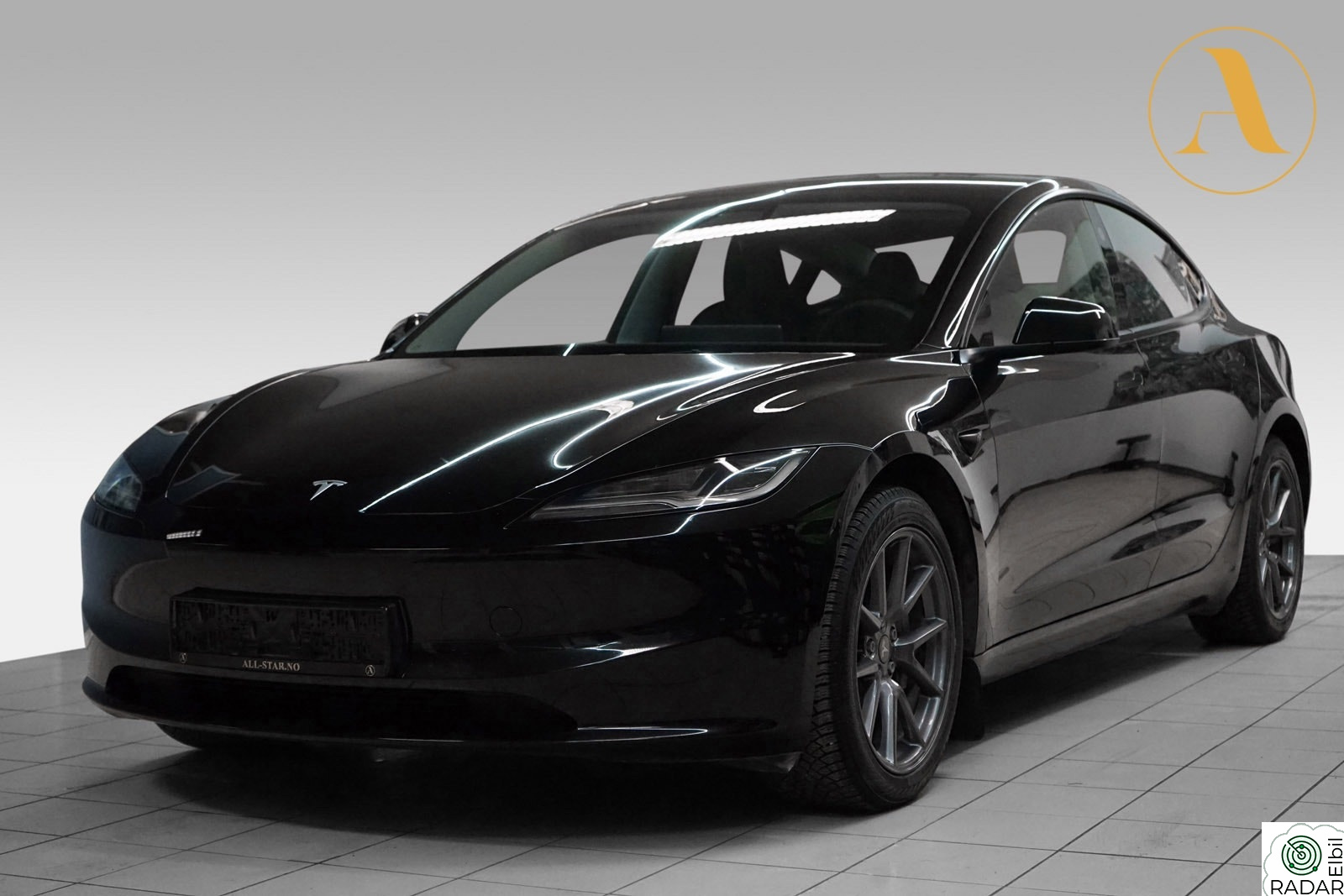 TESLA Model 3 283HK HIGHLAND/SKINN/PANORAMA/AUTOPILOT/LED/2X SKJERM
