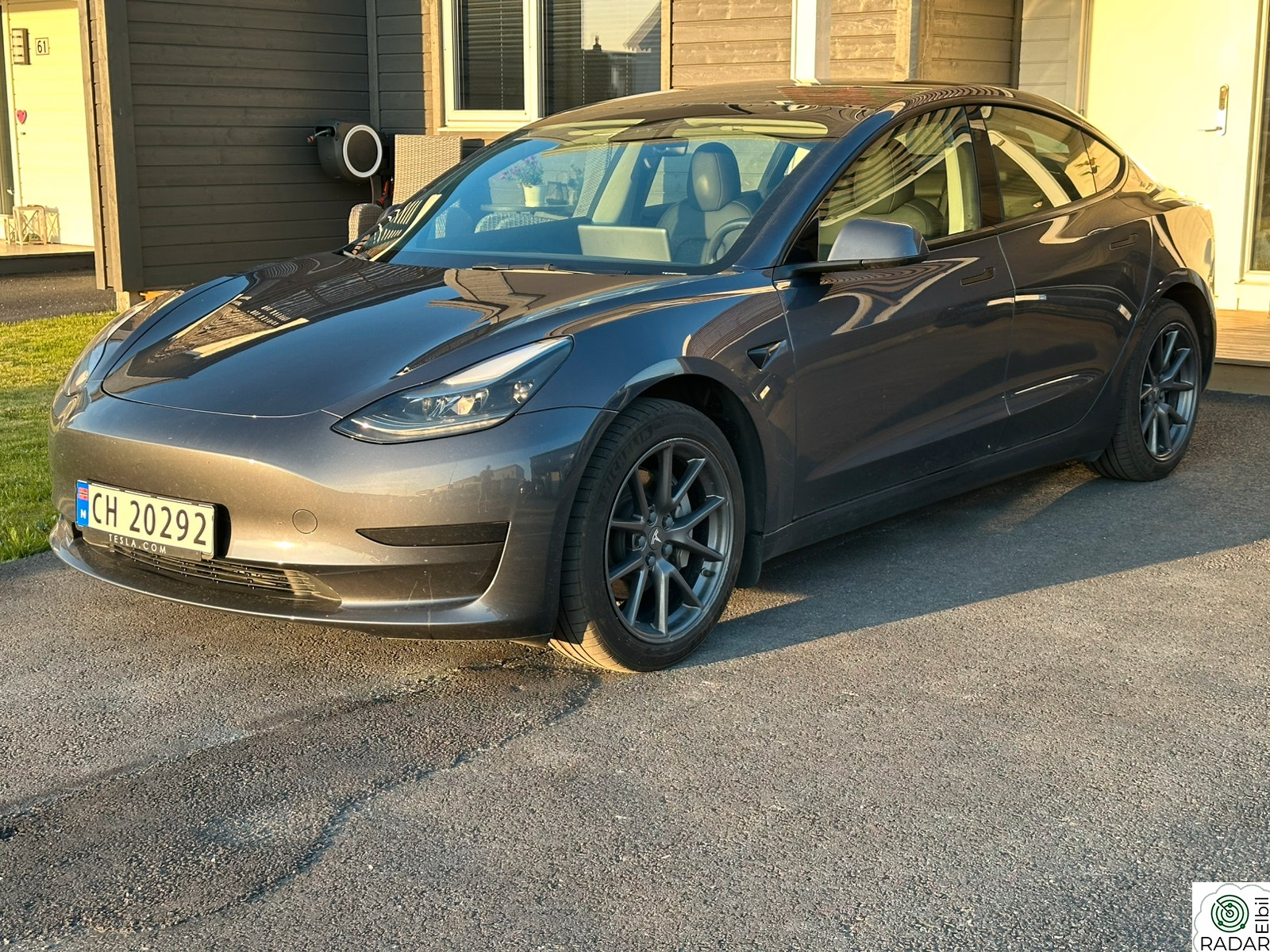 TESLA Model 3 RWD 283hk