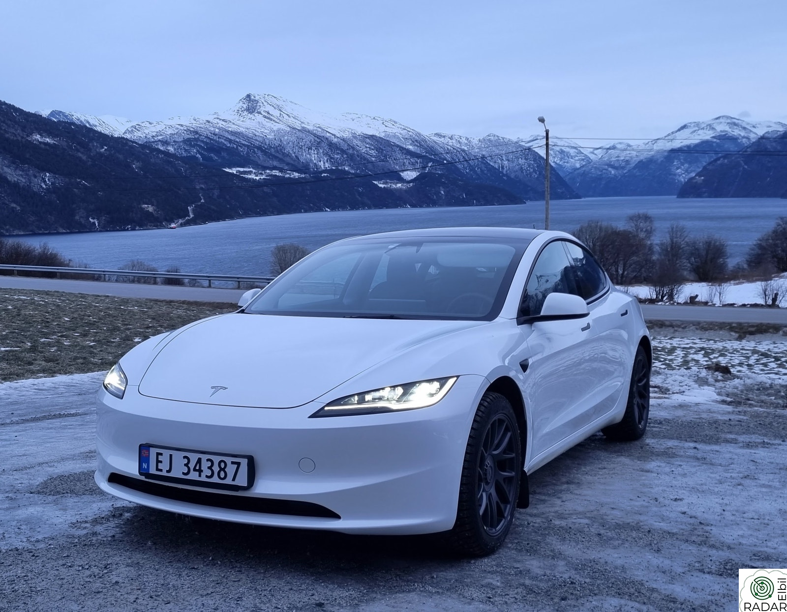 TESLA Model 3 RWD 283hk
