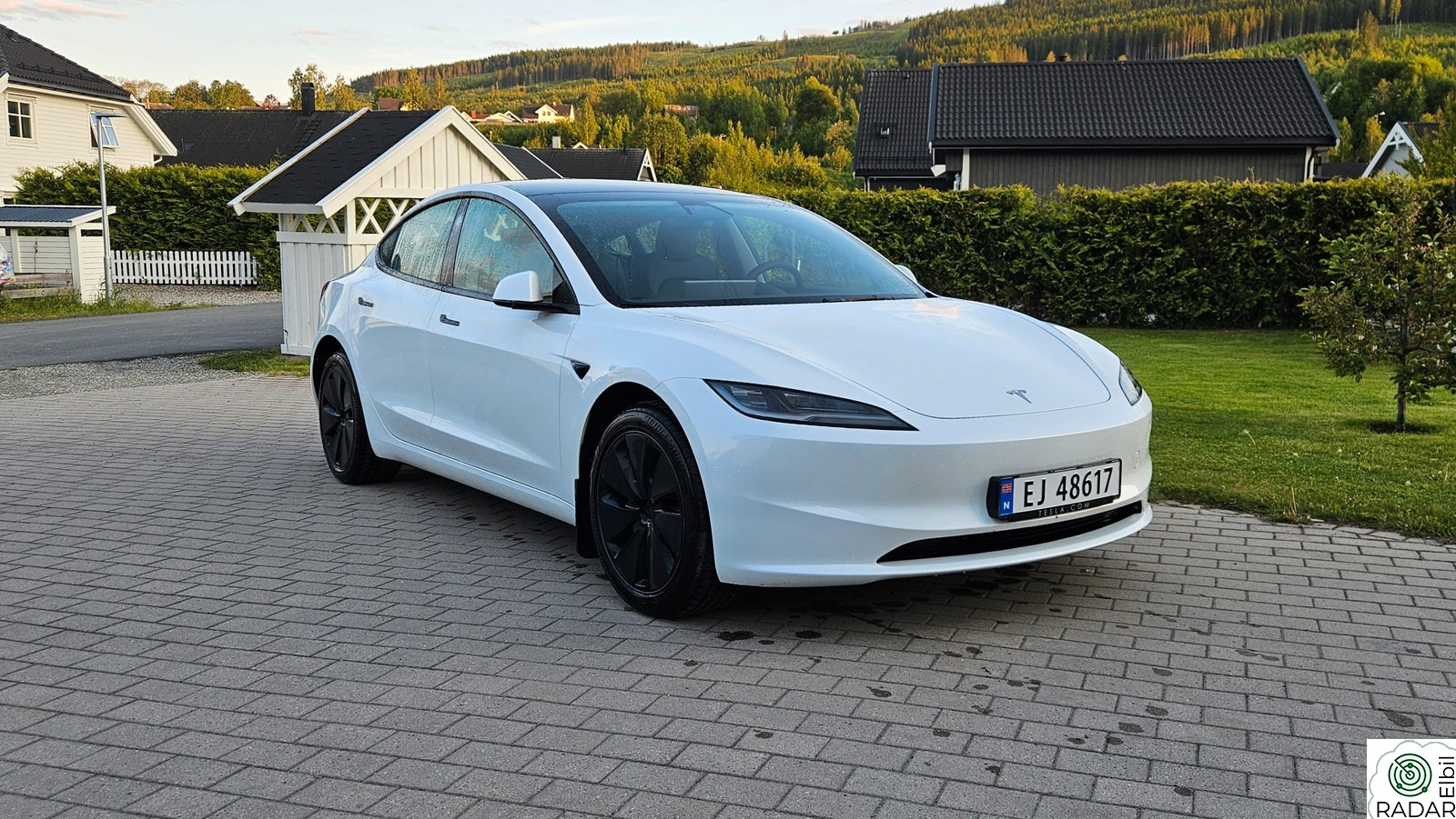 TESLA Model 3 RWD 283hk