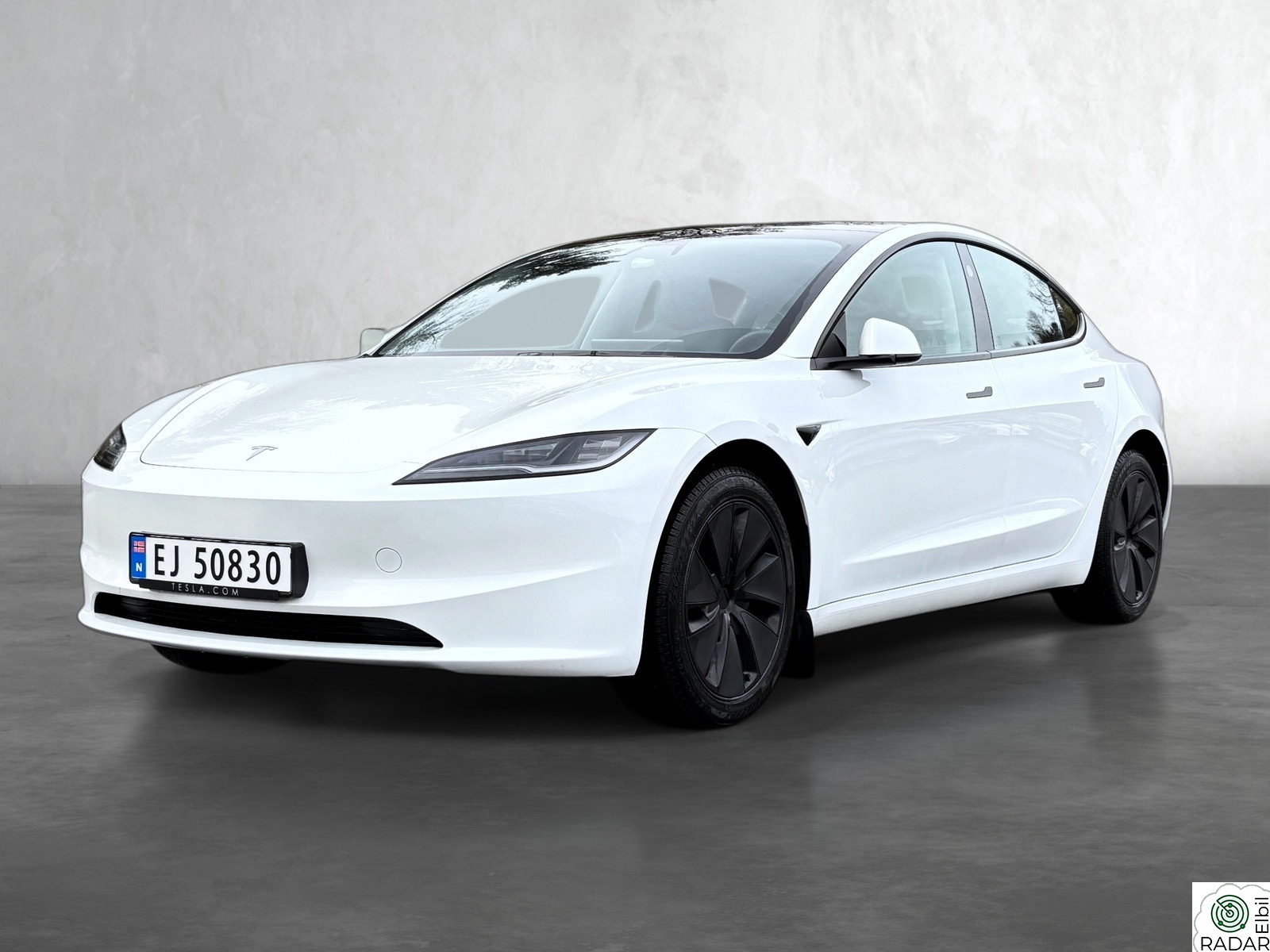 TESLA Model 3 SR+ Highland / 2 hjulsett / Photon / AP / Norsk ++