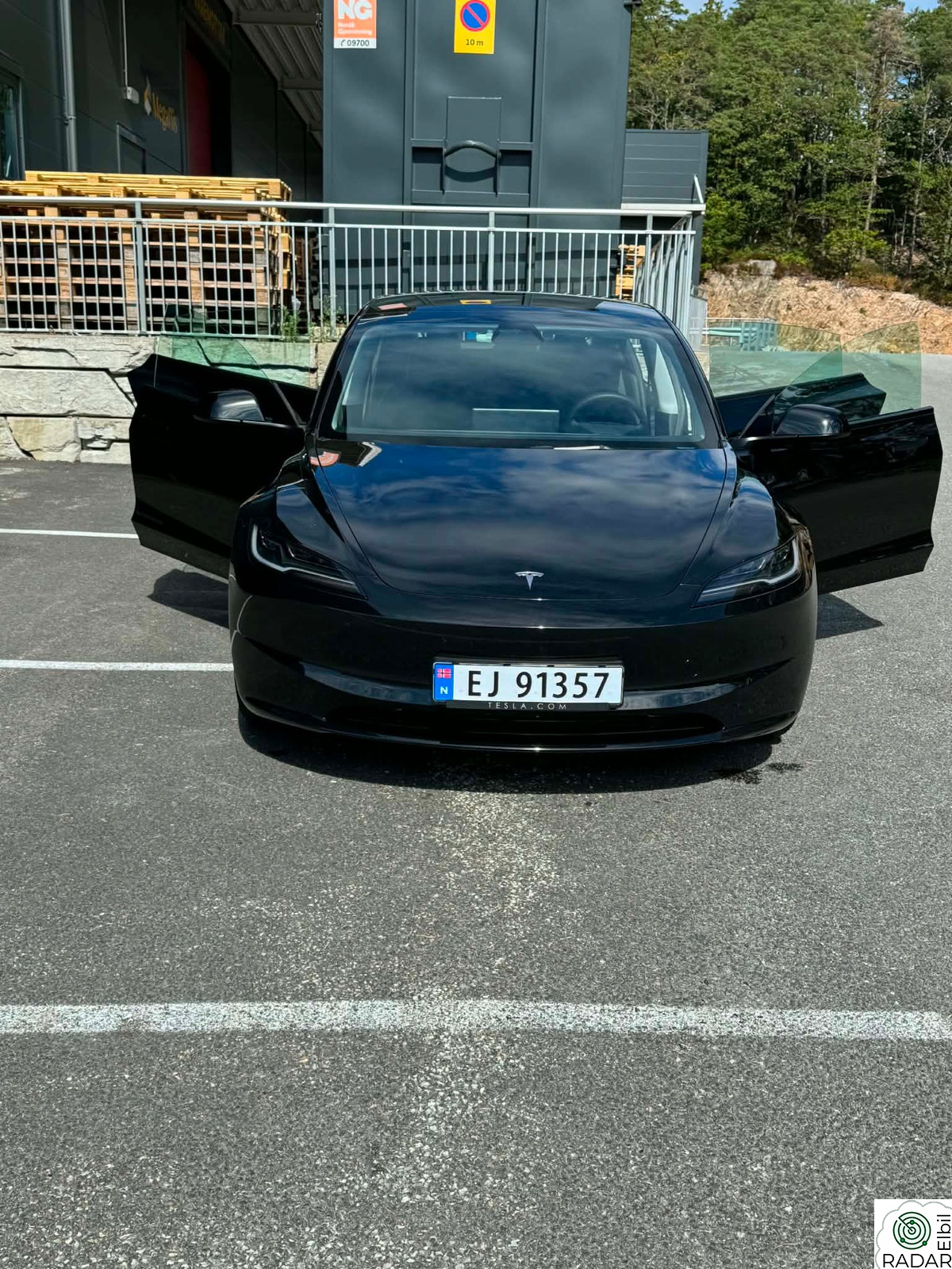 TESLA Model 3 RWD 283hk