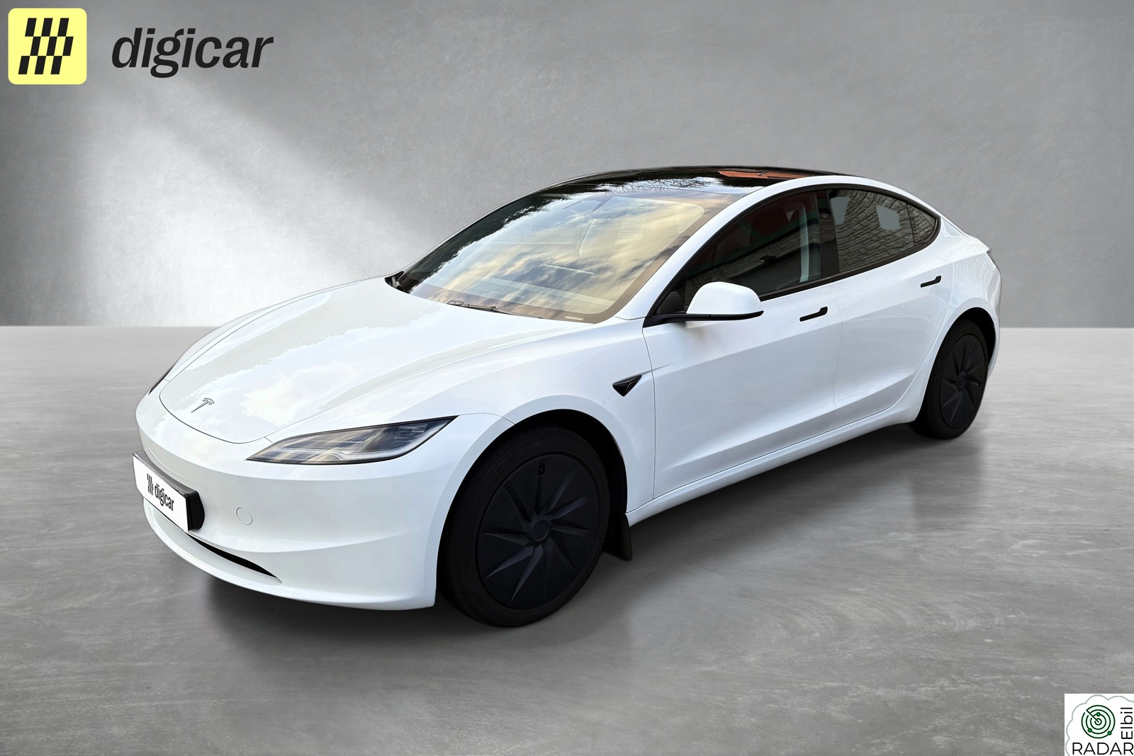 TESLA Model 3 SR RWD / Hengerfeste / Autopilot / Takbøyler / ++